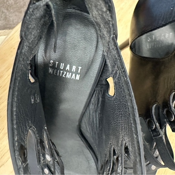 Stuart Weitzman Marie Leather Bootie in Black Size 8.5 - Picture 6 of 9